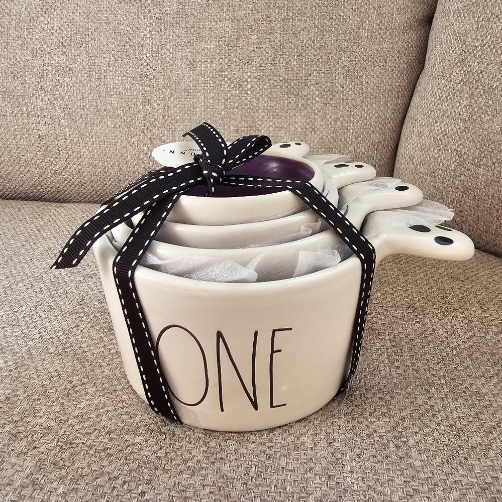 NEW Rae Dunn Ghost Halloween Matte White Measuring Cups